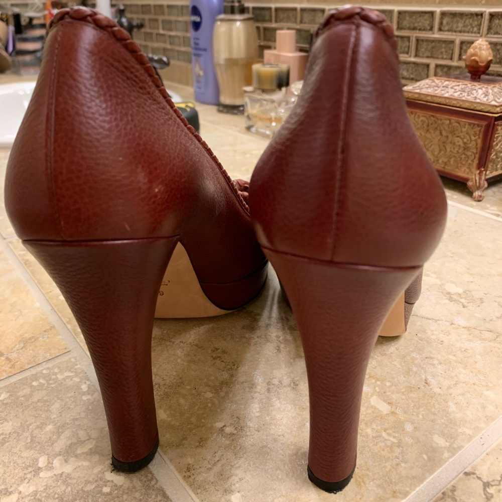 Gorgeous Gucci pumps - Picture 3 of 6